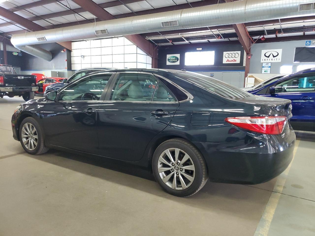 2015 TOYOTA CAMRY
