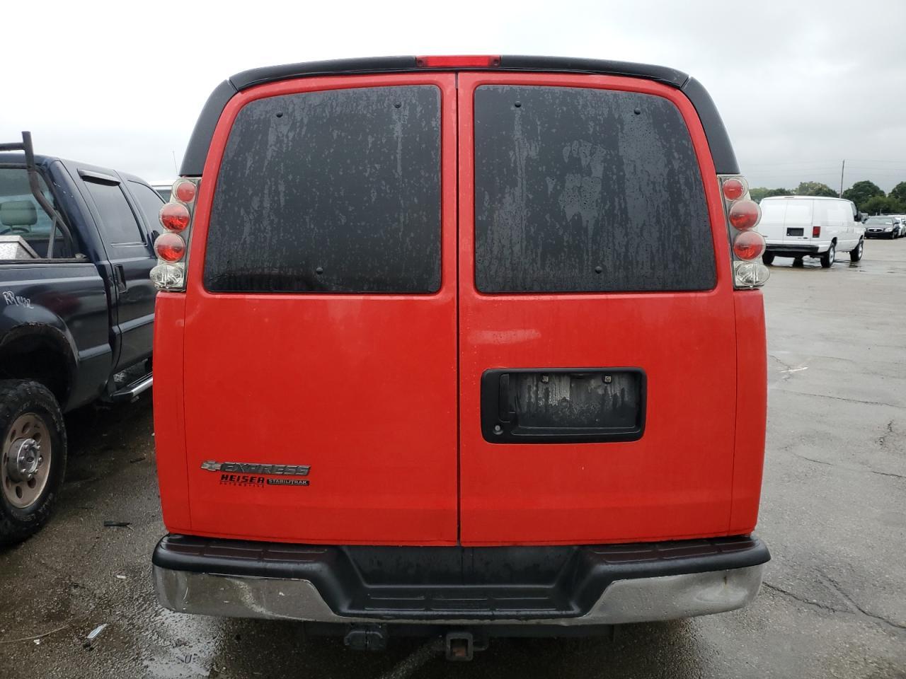 2012 CHEVROLET Express 3500