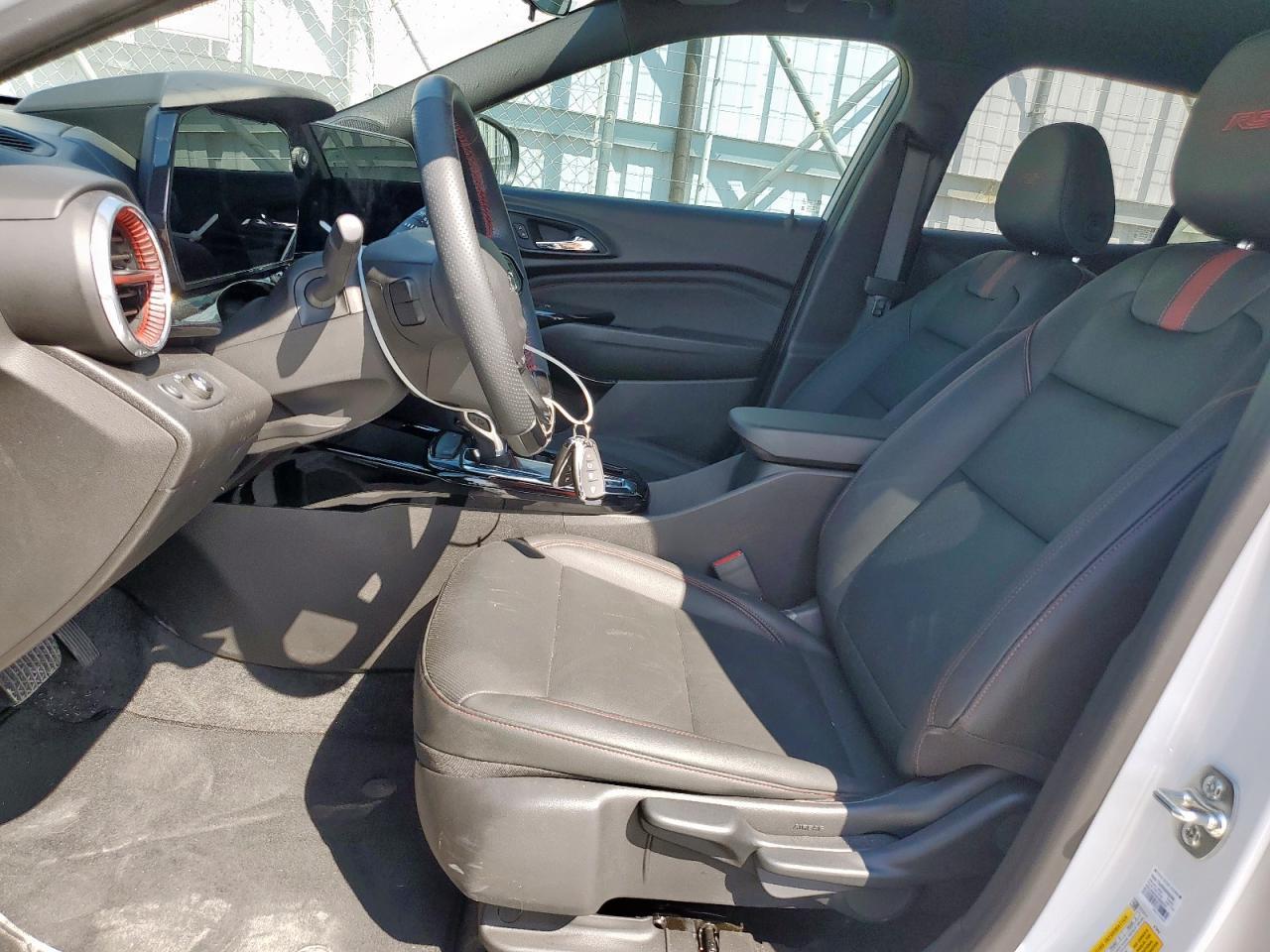 2025 CHEVROLET TRAX