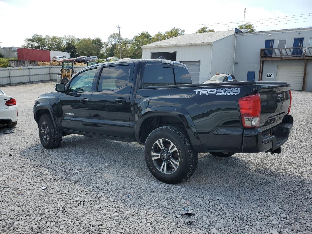 2017 TOYOTA TACOMA