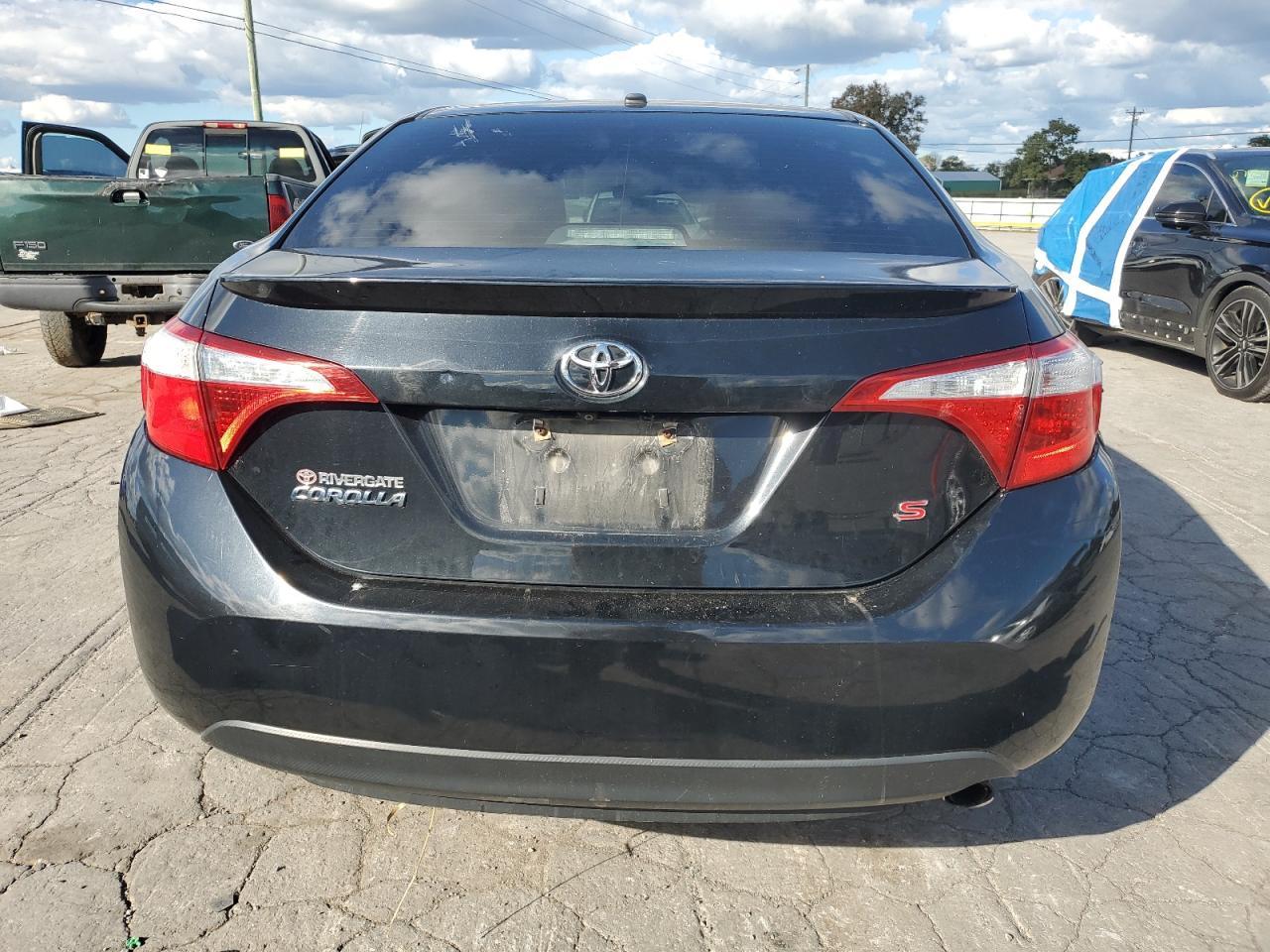 2015 TOYOTA COROLLA