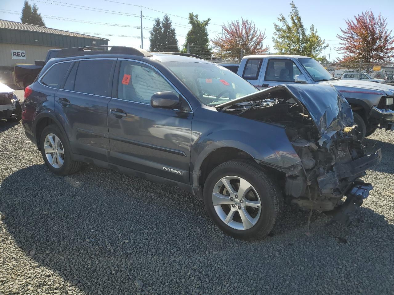 2014 SUBARU Outback