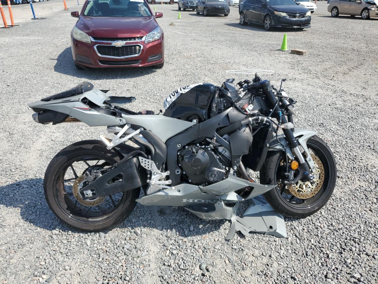 2025 HONDA Cbr600