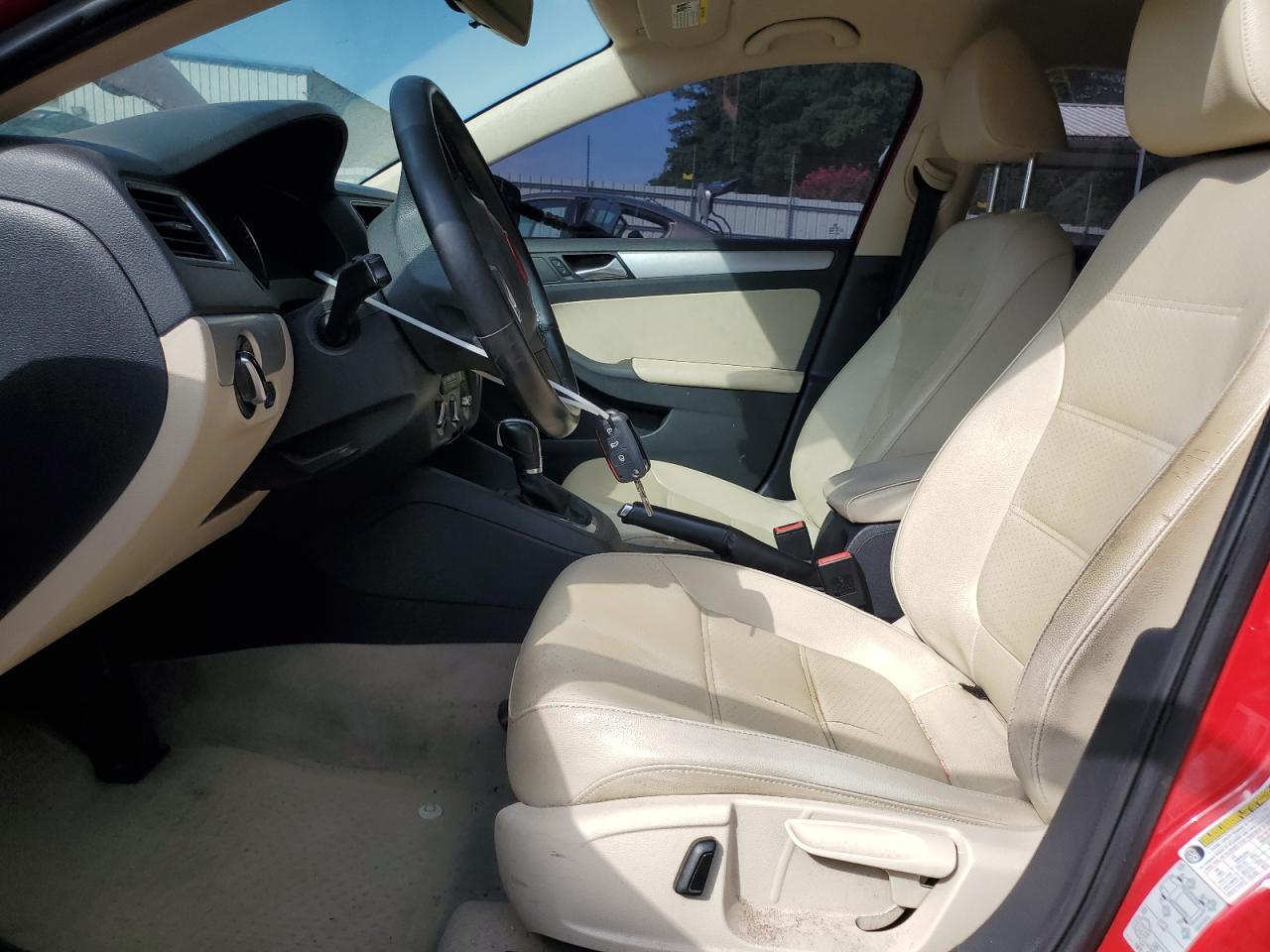 2013 VOLKSWAGEN JETTA