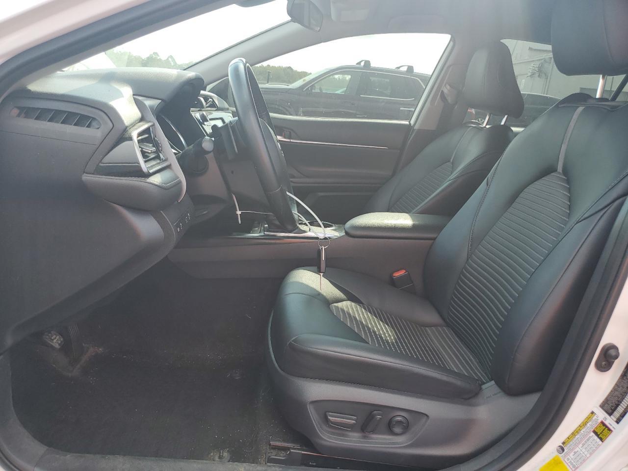 2020 TOYOTA CAMRY