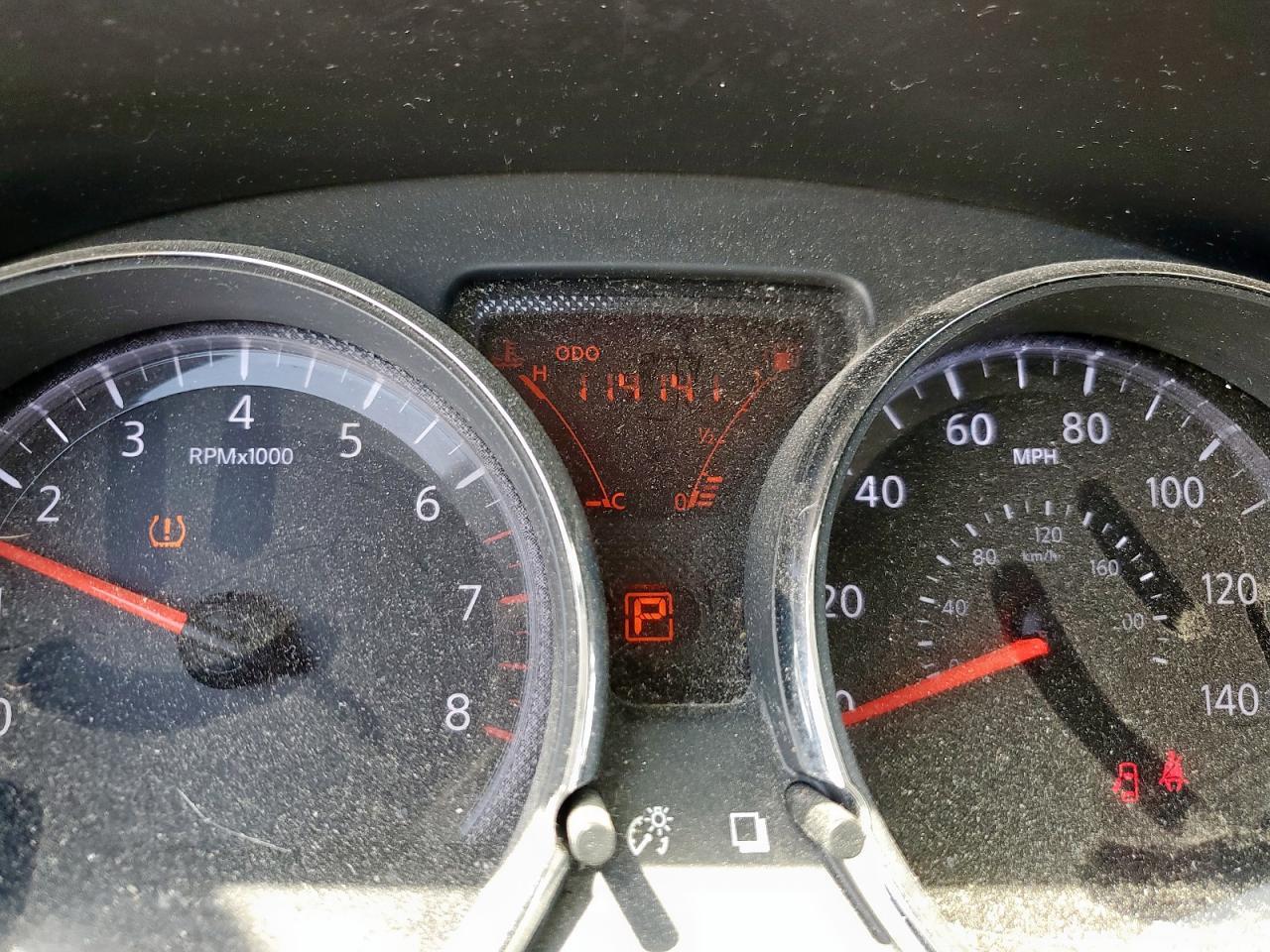 2012 NISSAN VERSA