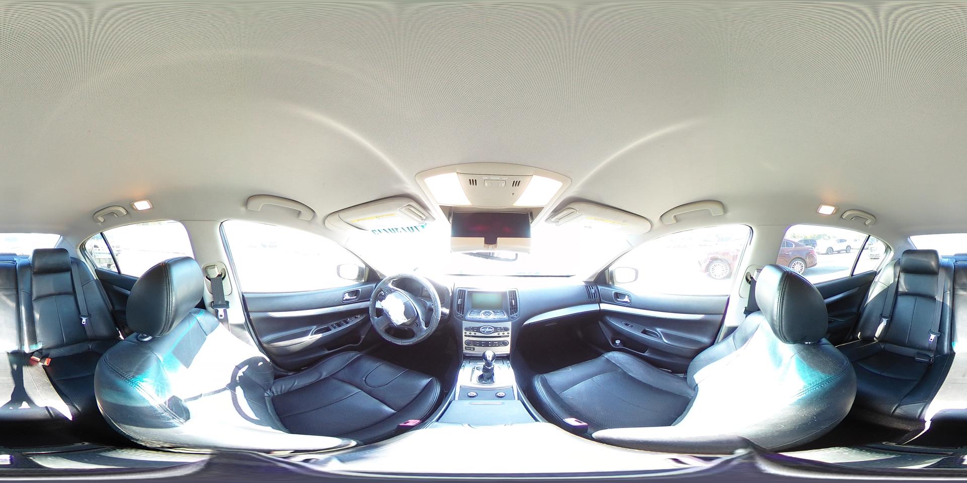 2011 INFINITI G37