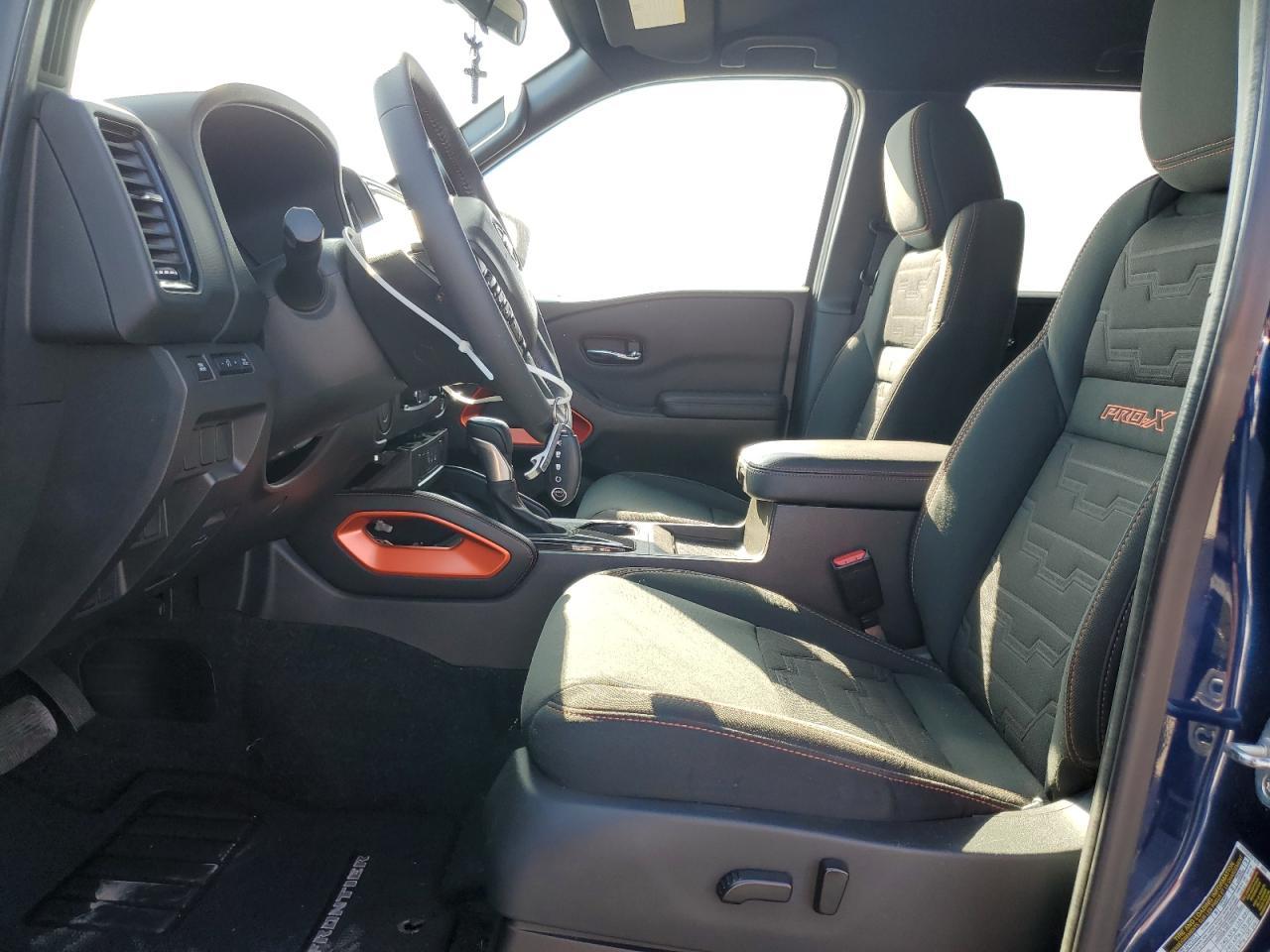 2022 NISSAN Frontier