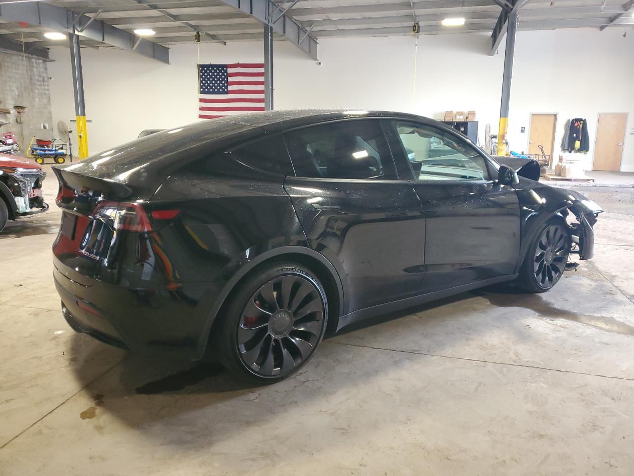 2022 TESLA MODEL Y