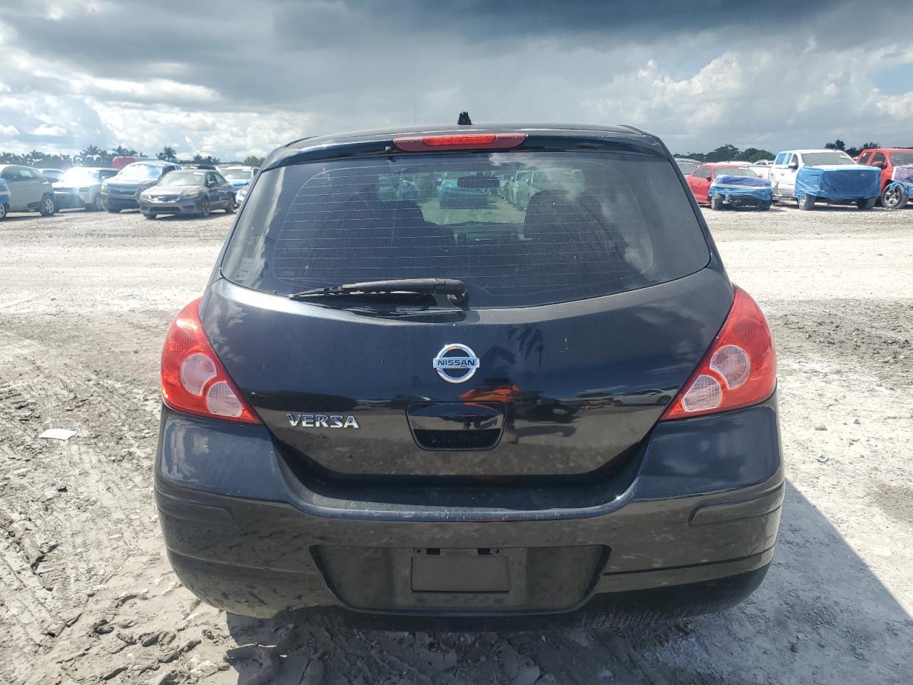 2012 NISSAN VERSA