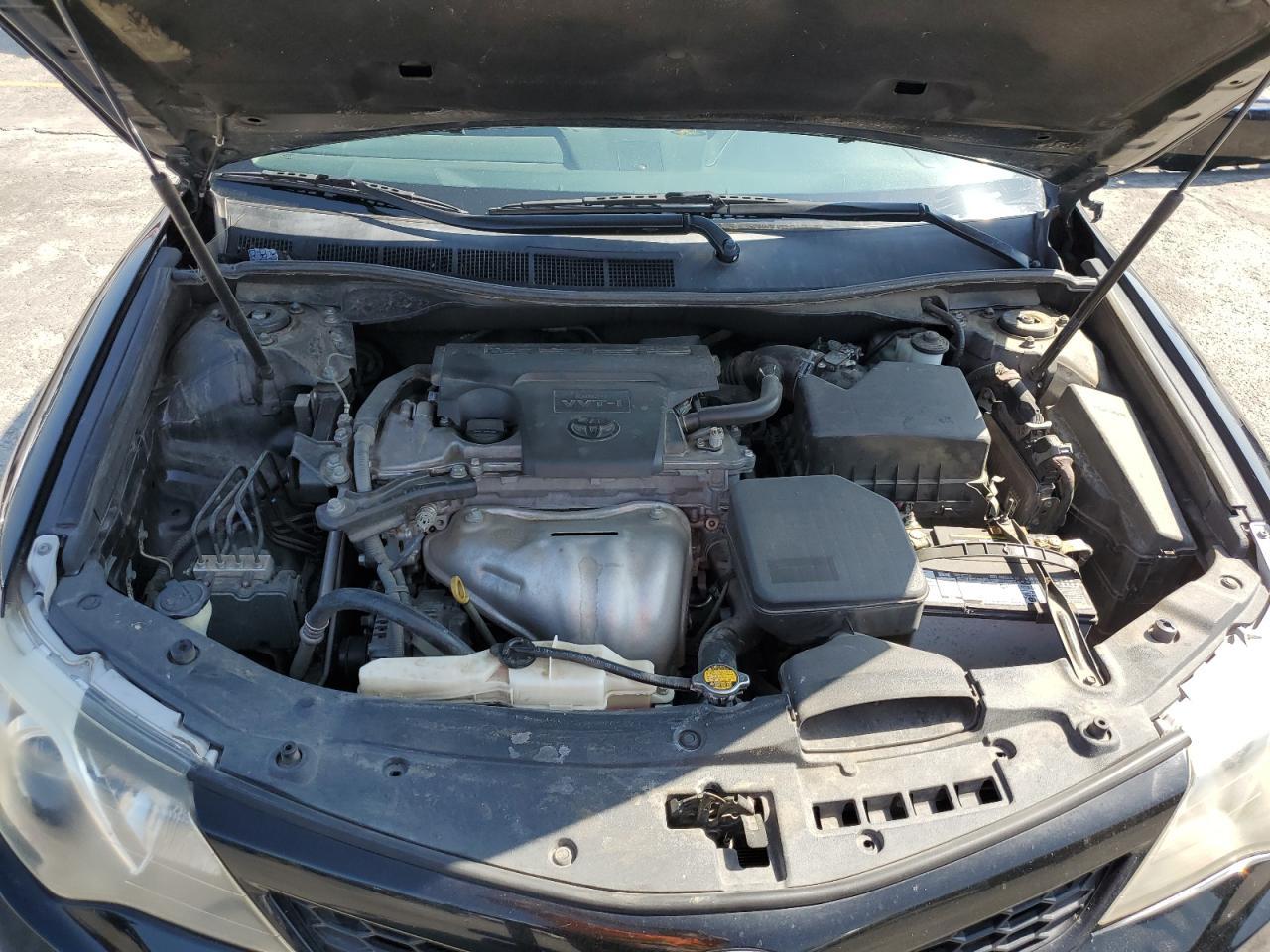 2014 TOYOTA CAMRY