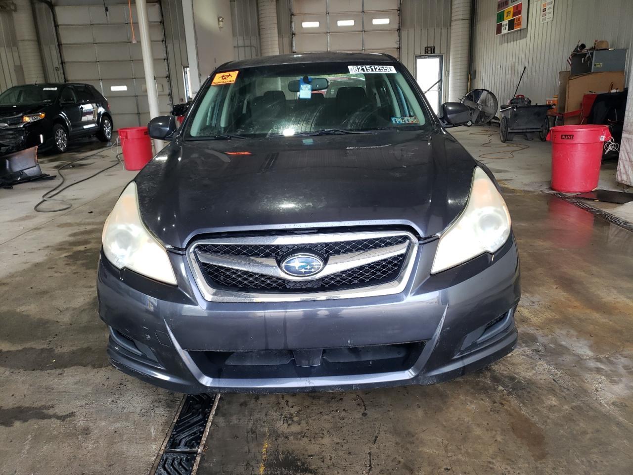 2011 SUBARU Legacy