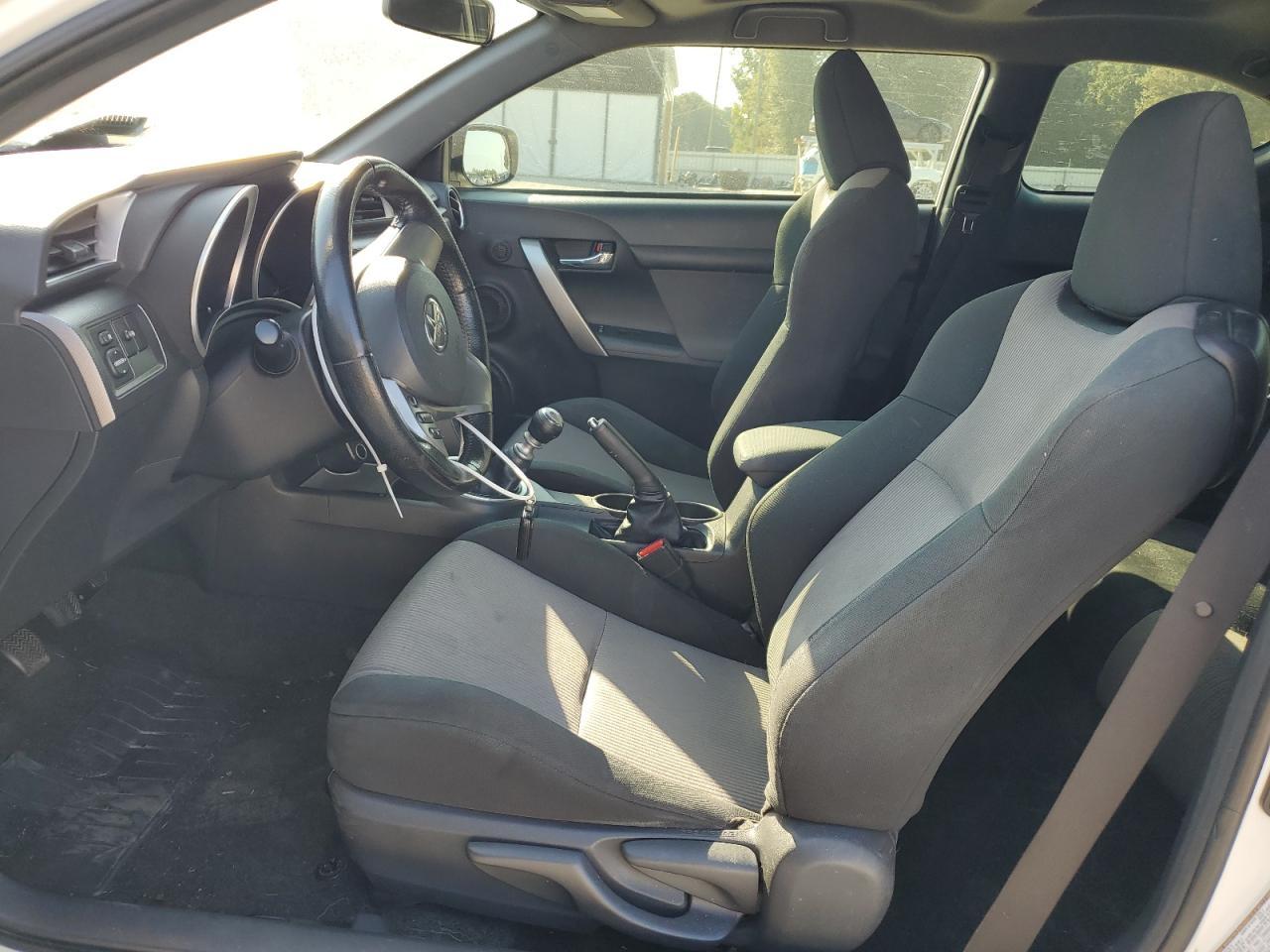 2016 TOYOTA SCION