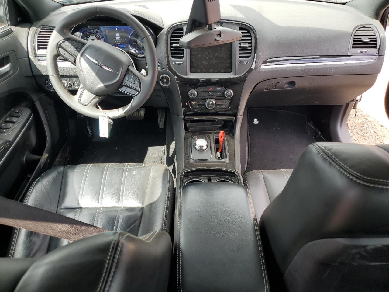 2023 CHRYSLER 300