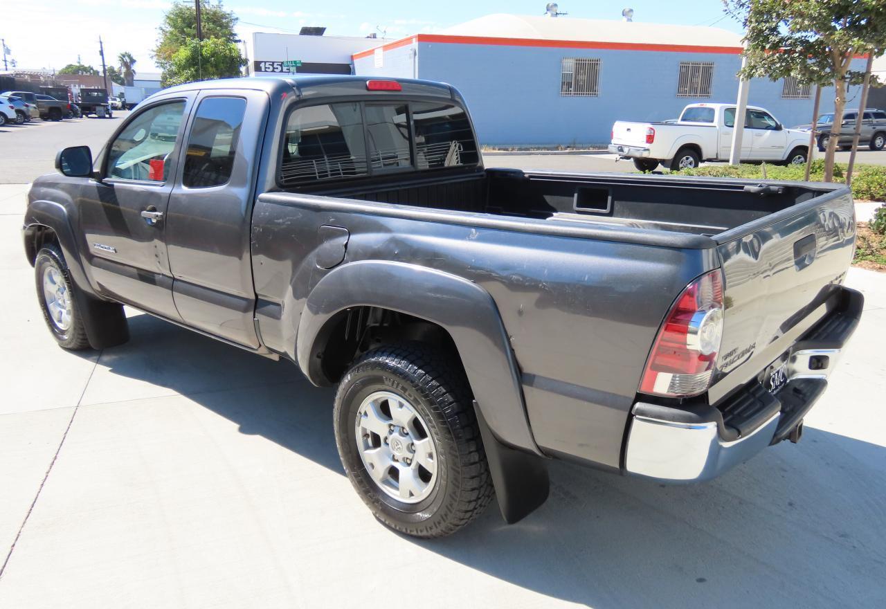 2012 TOYOTA TACOMA