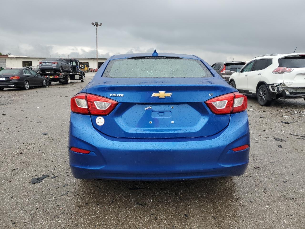 2018 CHEVROLET CRUZE