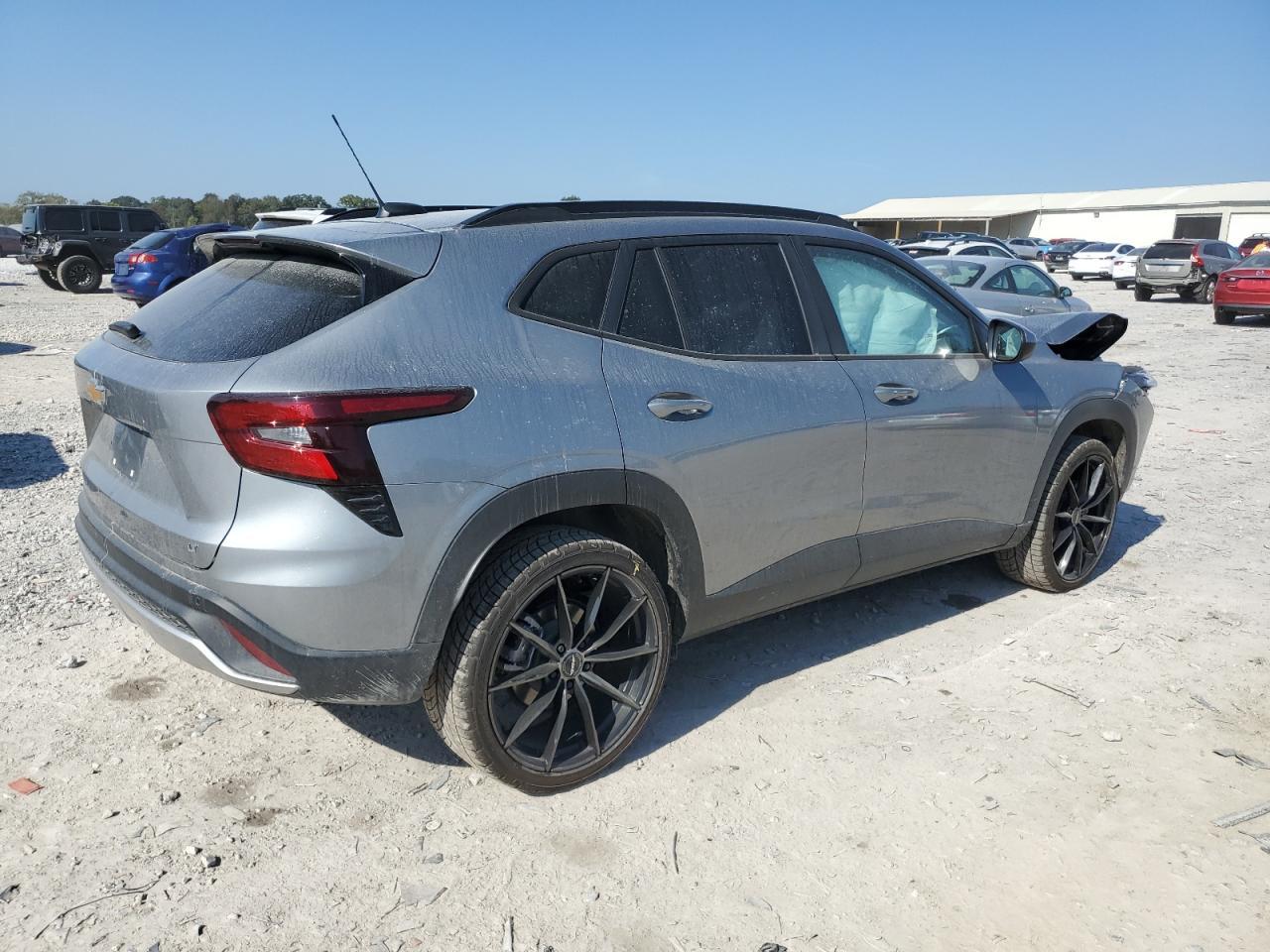 2025 CHEVROLET TRAX