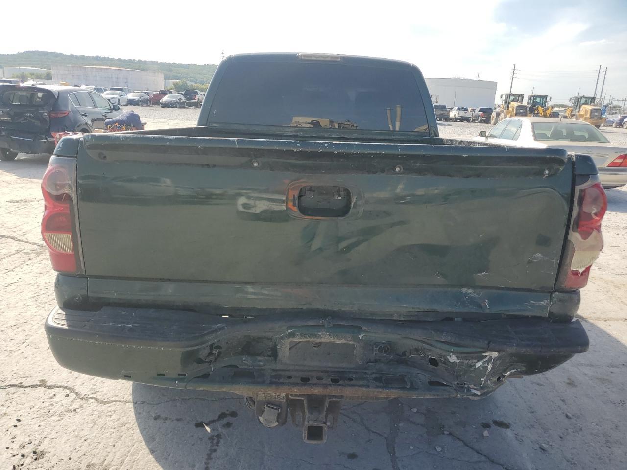 2004 CHEVROLET Silverado
