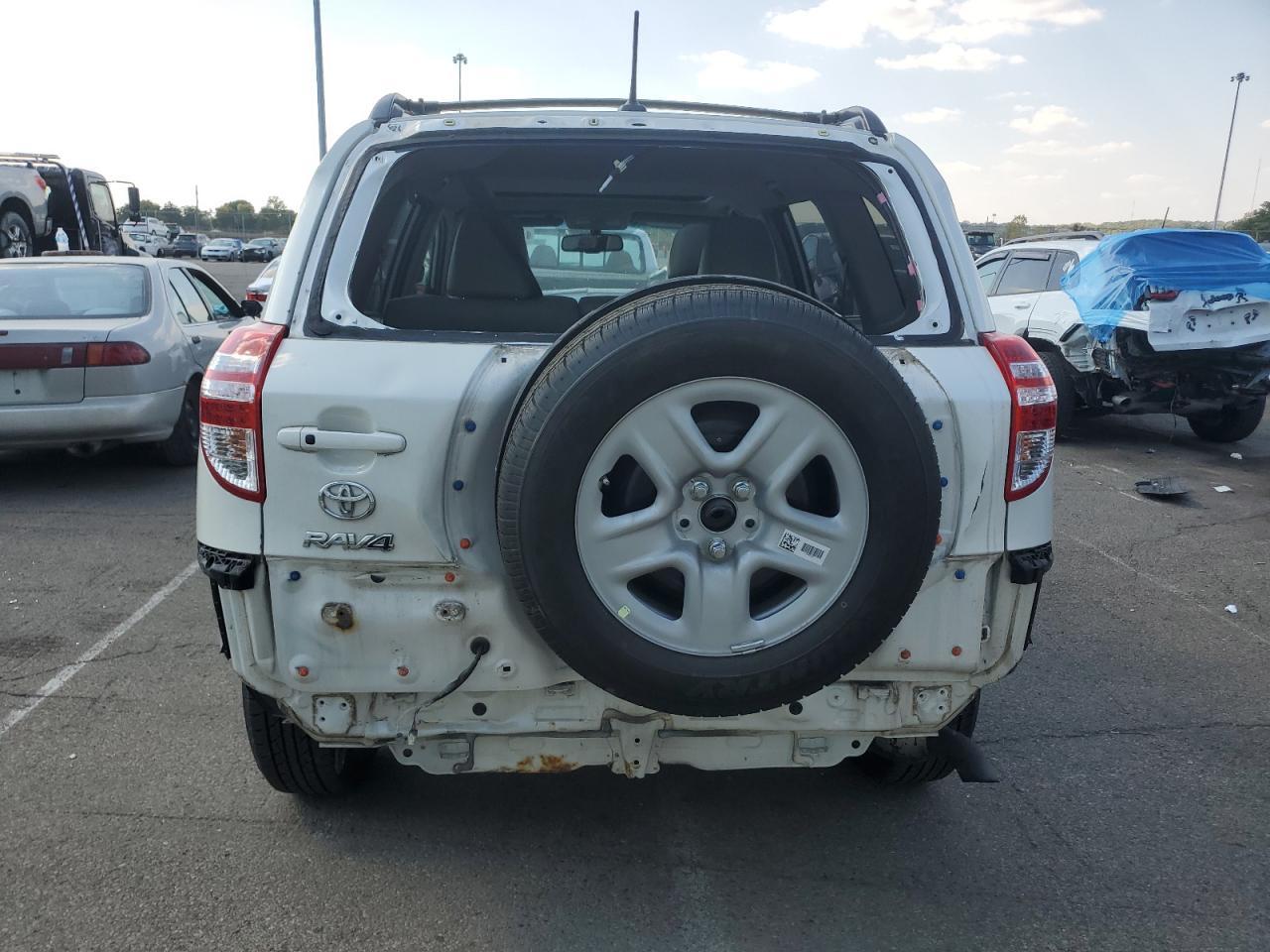 2012 TOYOTA RAV4