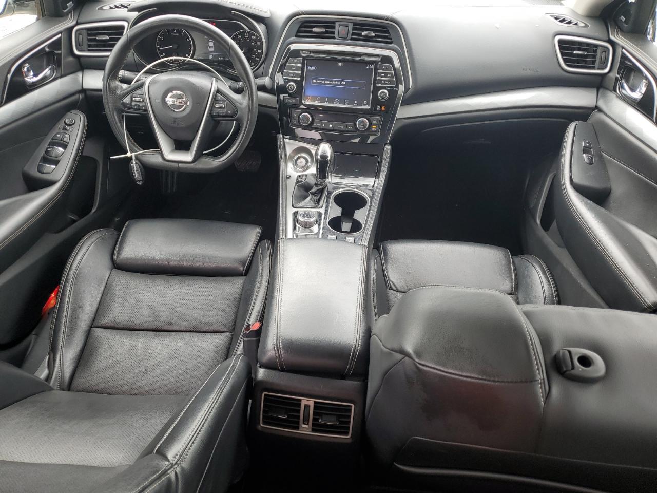2017 NISSAN Maxima