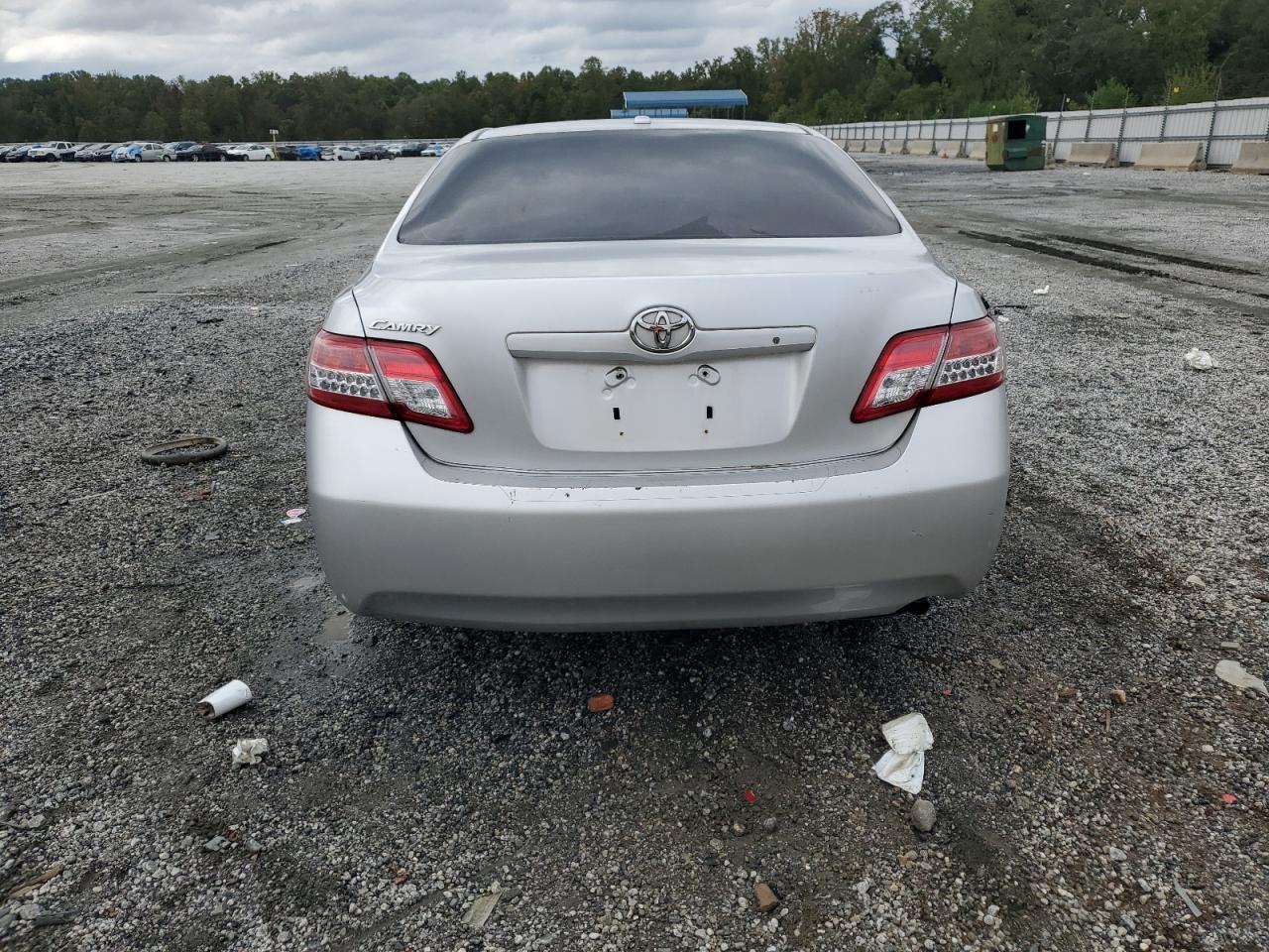 2011 TOYOTA CAMRY