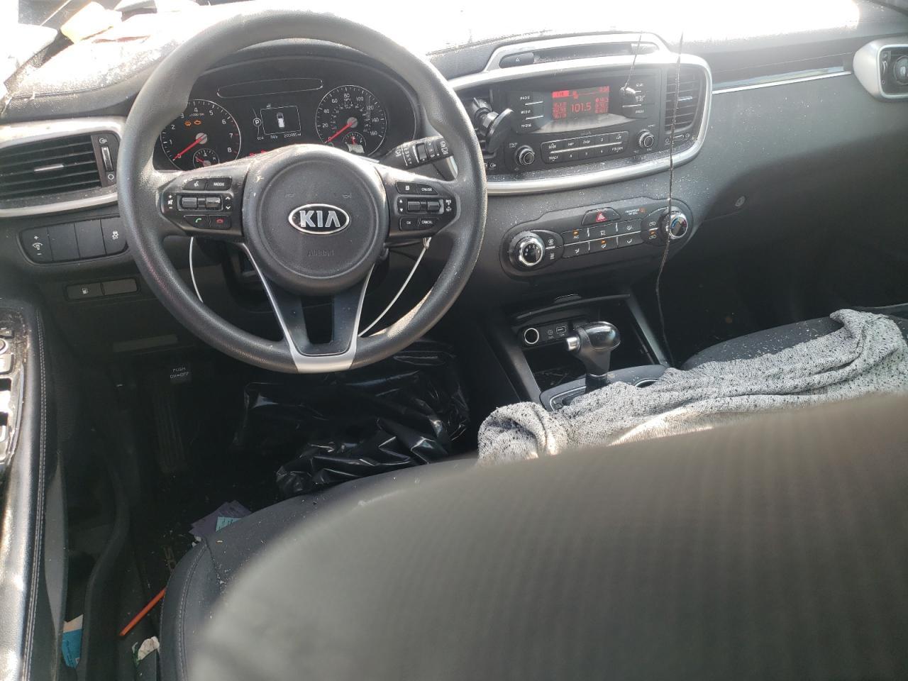 2017 KIA SORENTO