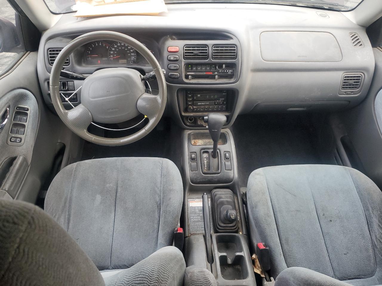 2002 SUZUKI Xl-7