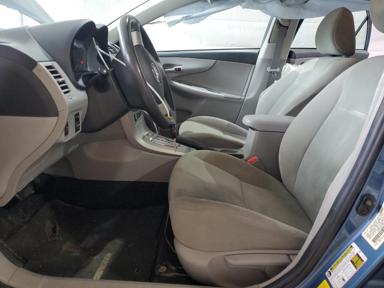 2013 TOYOTA COROLLA