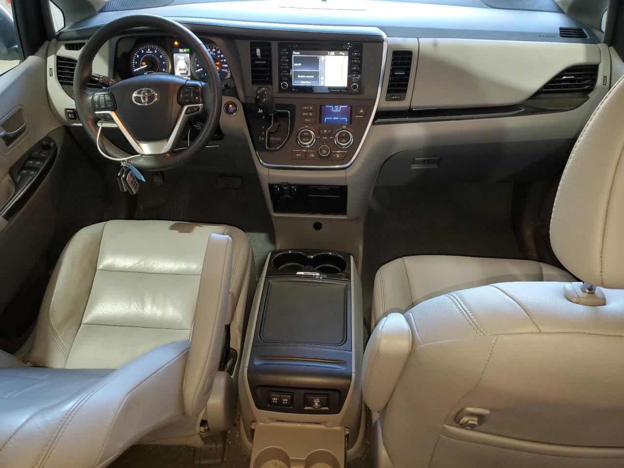 2019 TOYOTA SIENNA