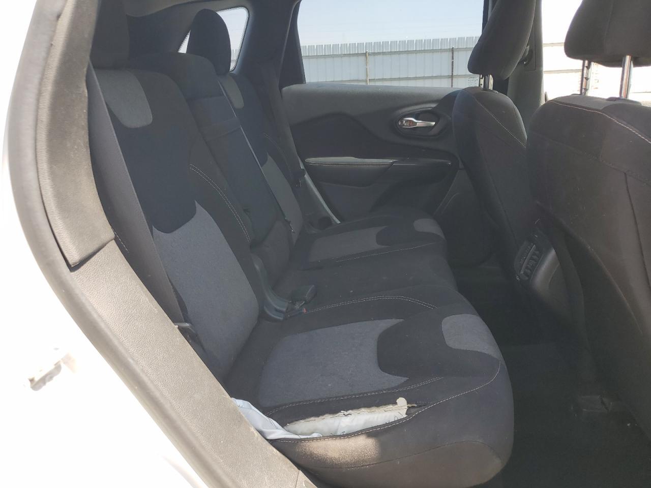 2016 JEEP CHEROKEE