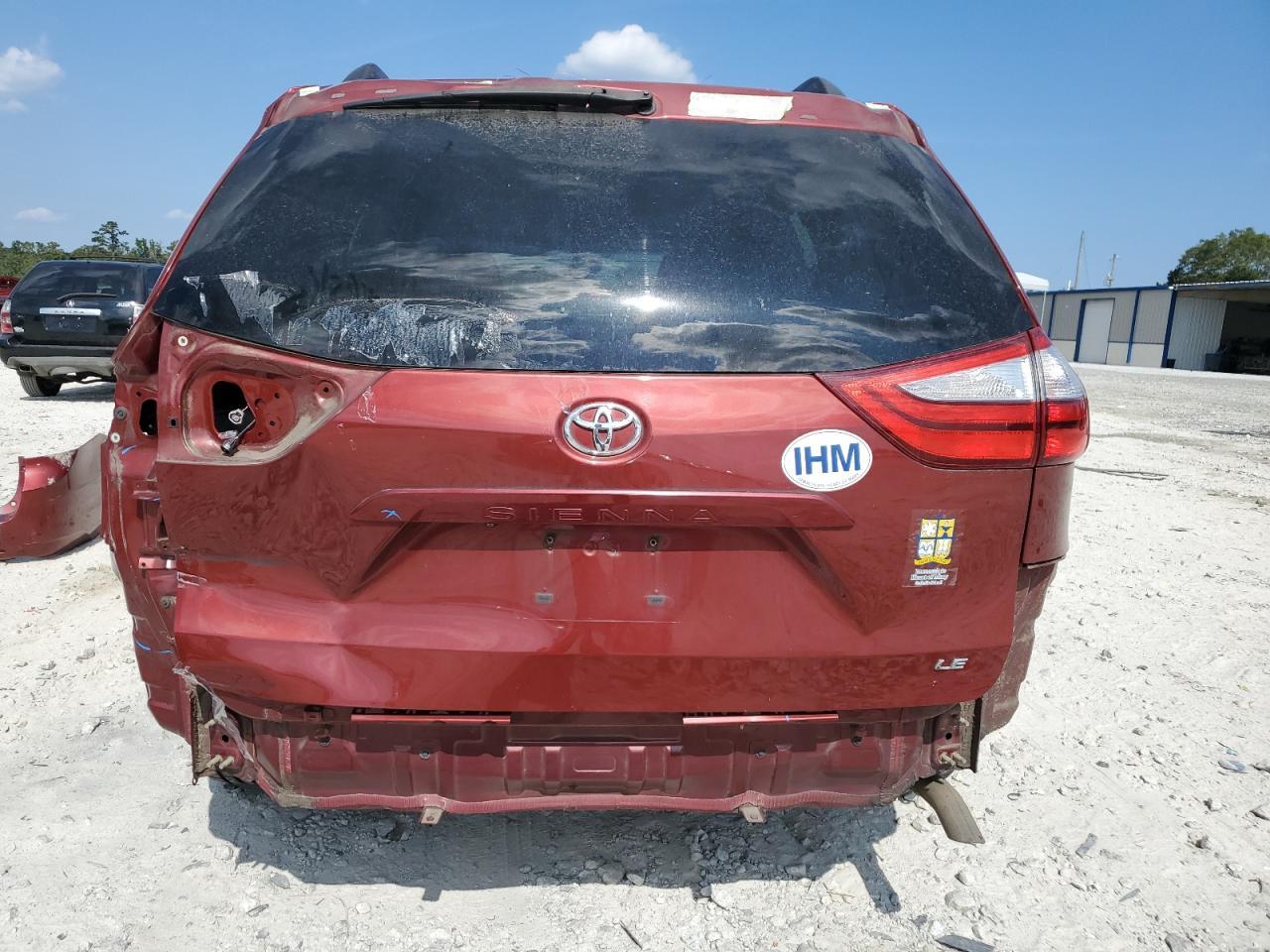 2015 TOYOTA SIENNA