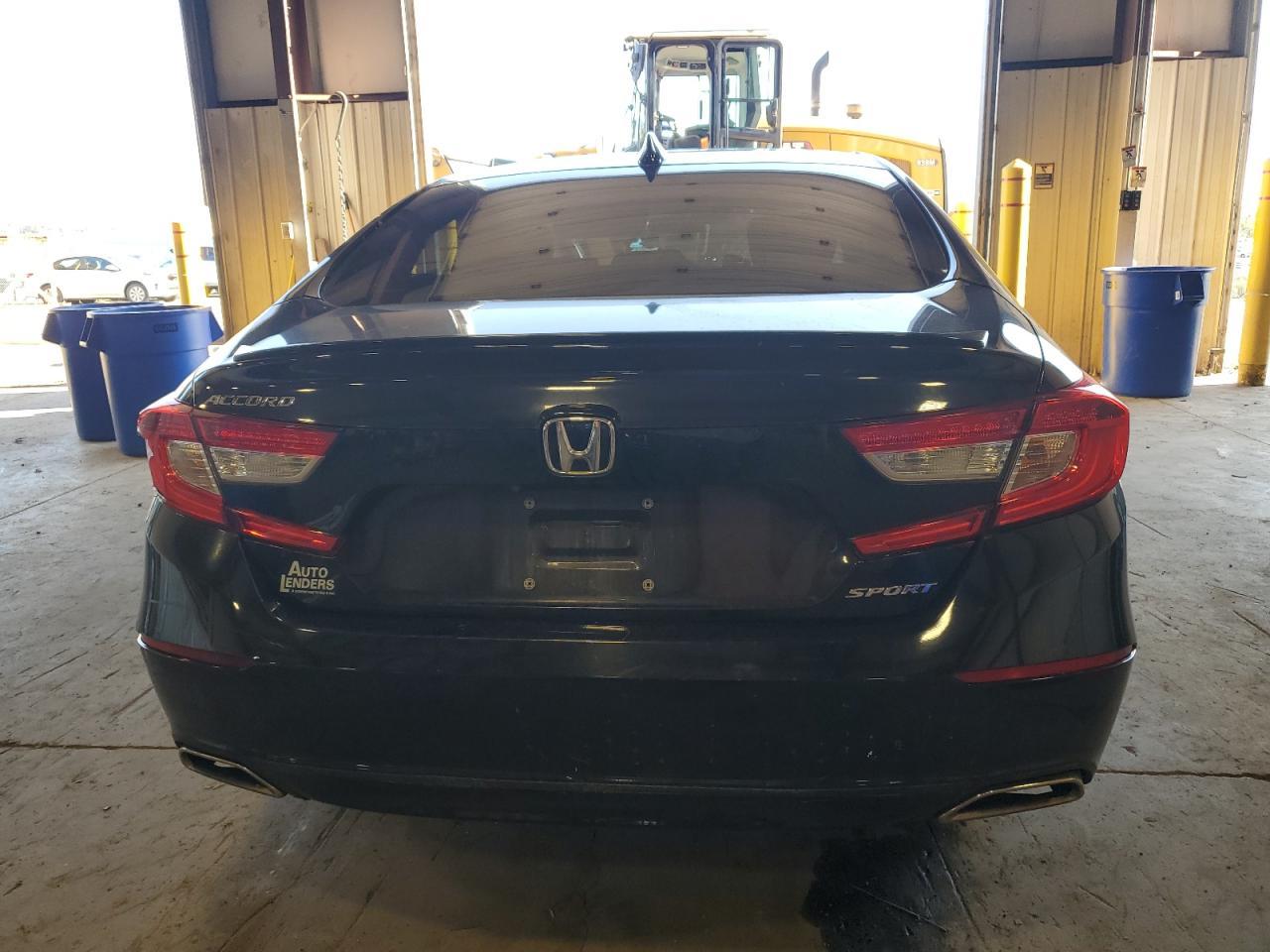 2018 HONDA ACCORD