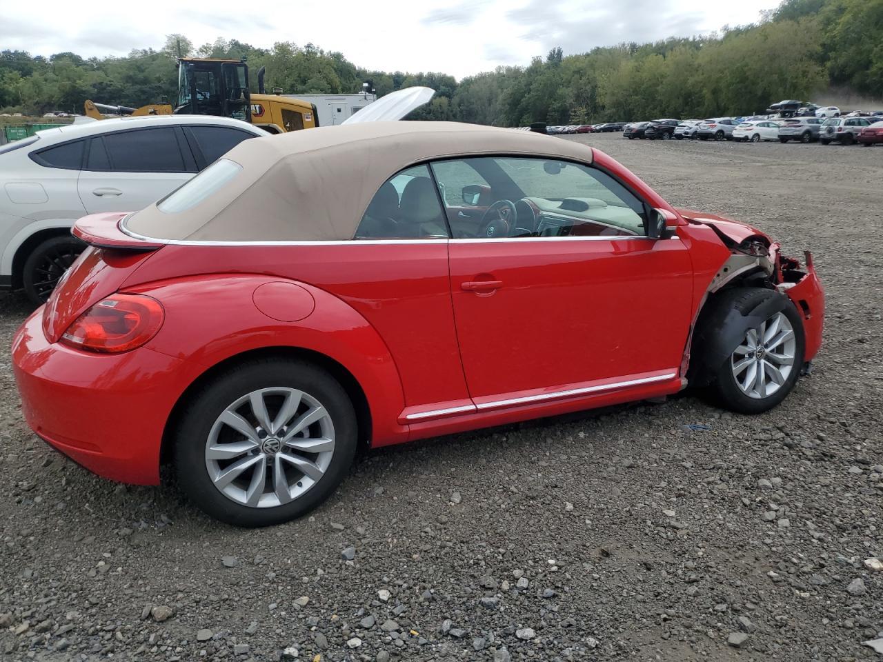 2015 VOLKSWAGEN Beetle
