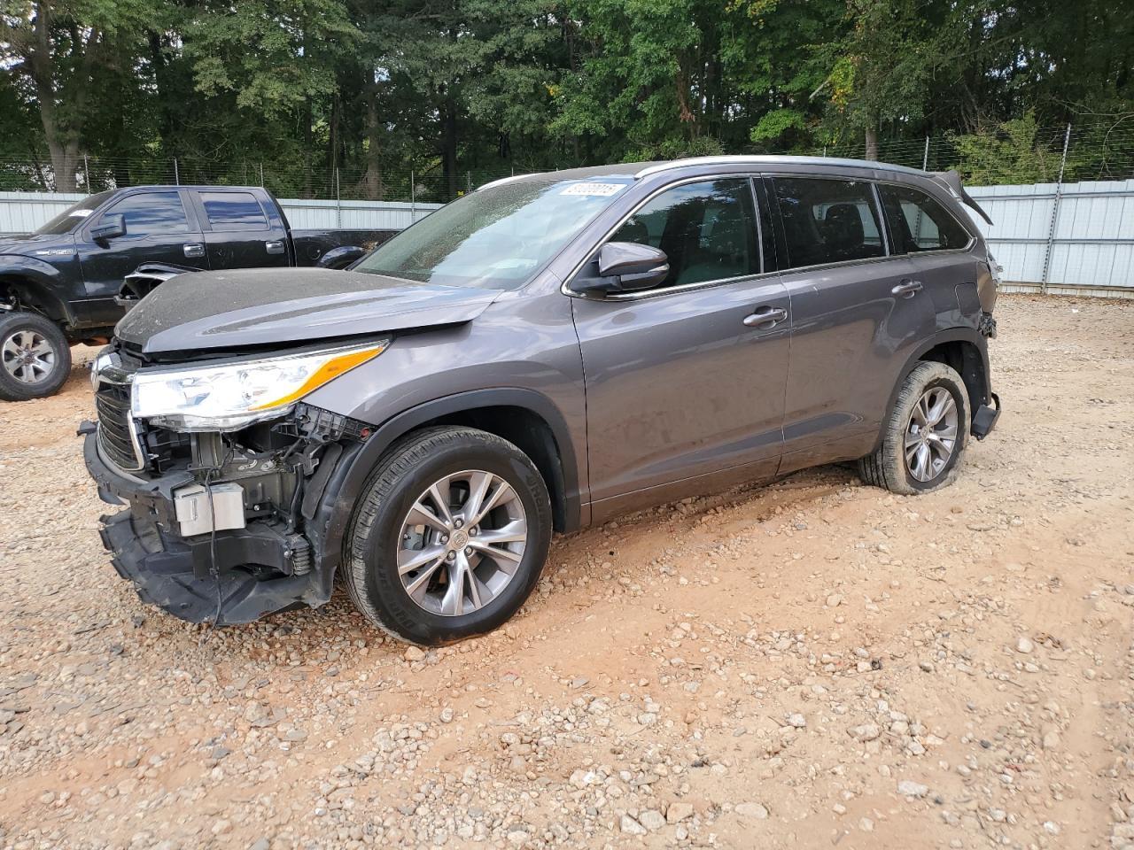 2014 TOYOTA HIGHLANDER