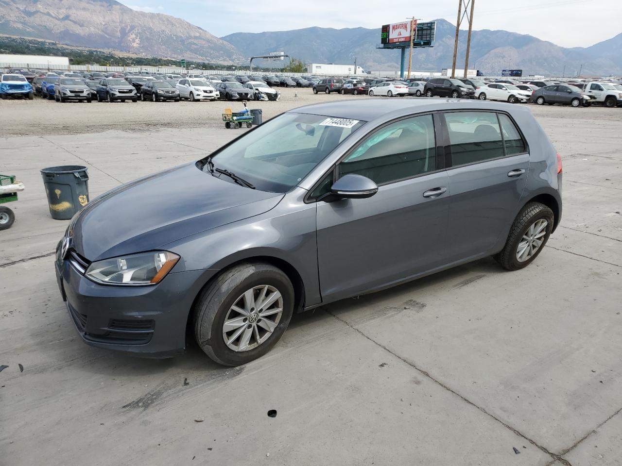 2016 VOLKSWAGEN GOLF