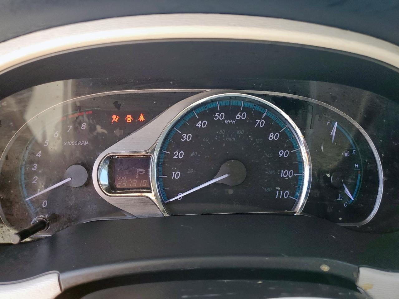 2014 TOYOTA SIENNA
