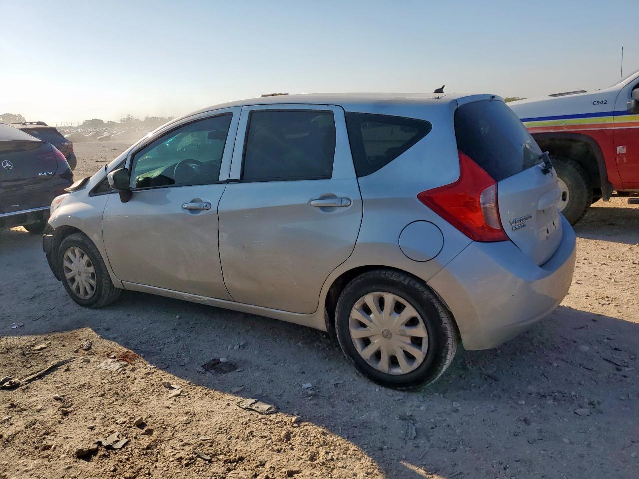 2015 NISSAN Versa Note