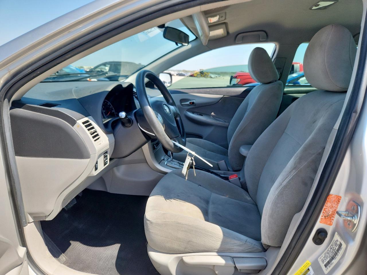 2013 TOYOTA COROLLA