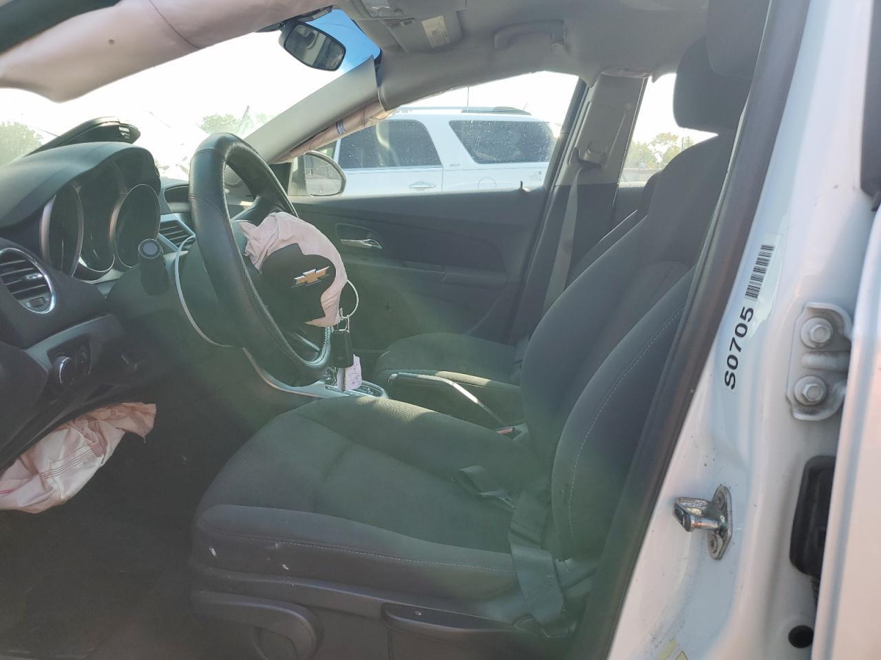 2011 CHEVROLET CRUZE