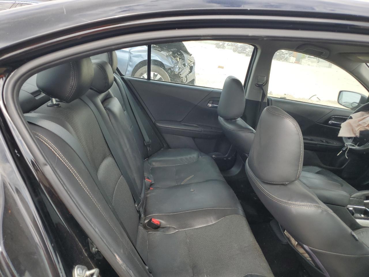 2016 HONDA ACCORD