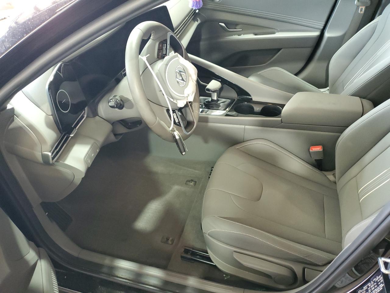 2023 HYUNDAI ELANTRA