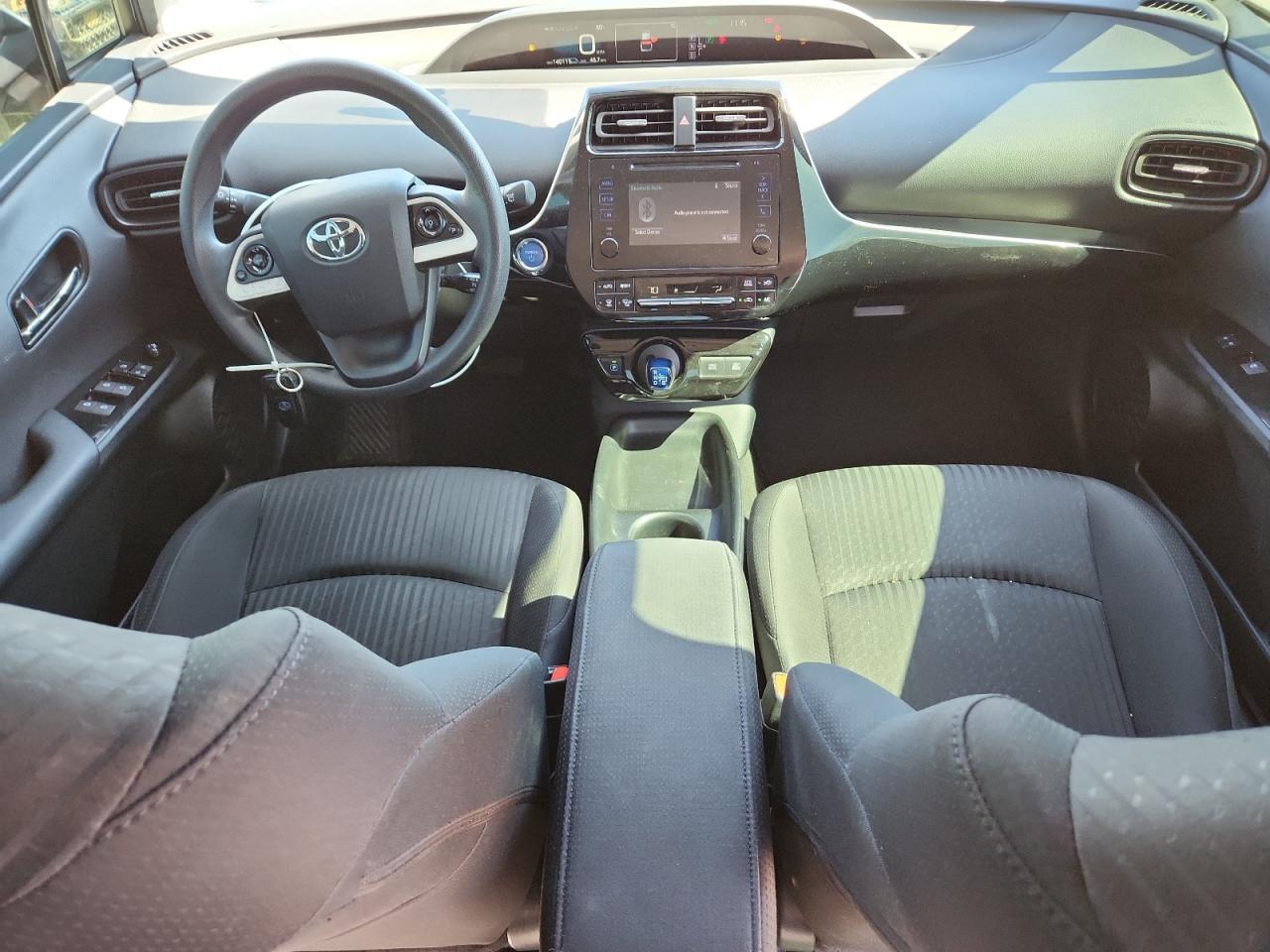 2016 TOYOTA PRIUS
