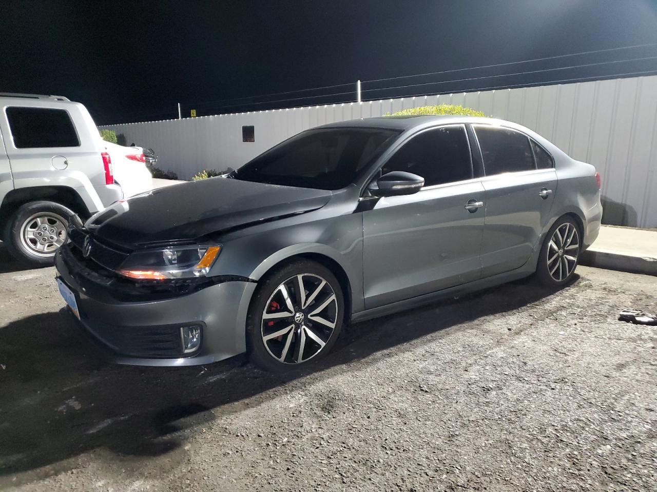 2012 VOLKSWAGEN JETTA