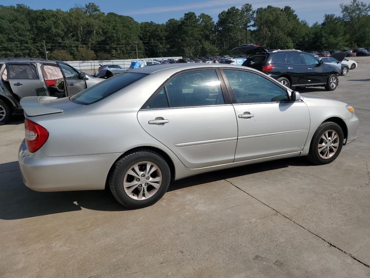 2004 TOYOTA CAMRY