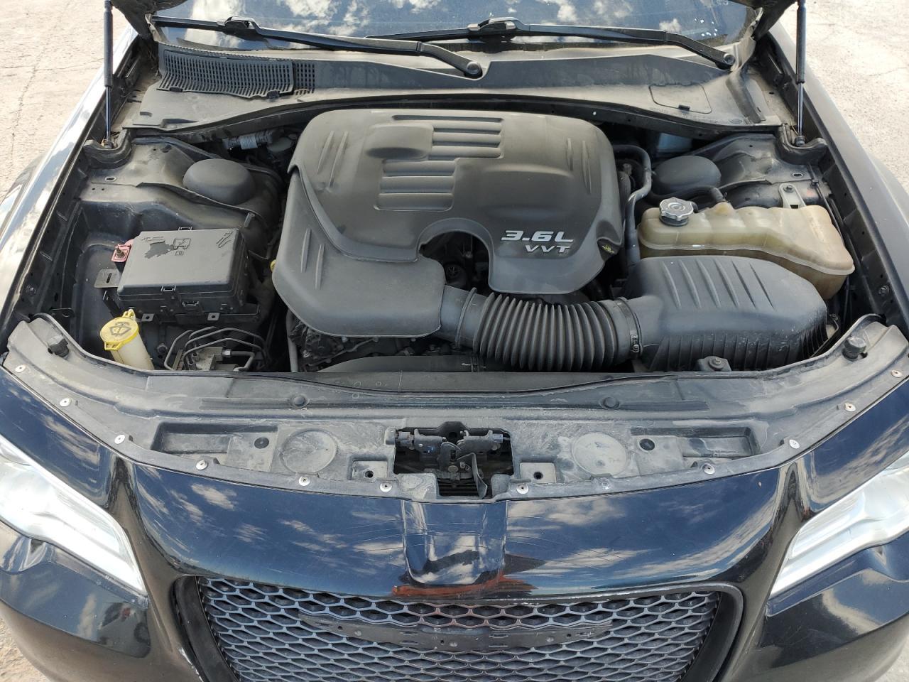 2016 CHRYSLER 300
