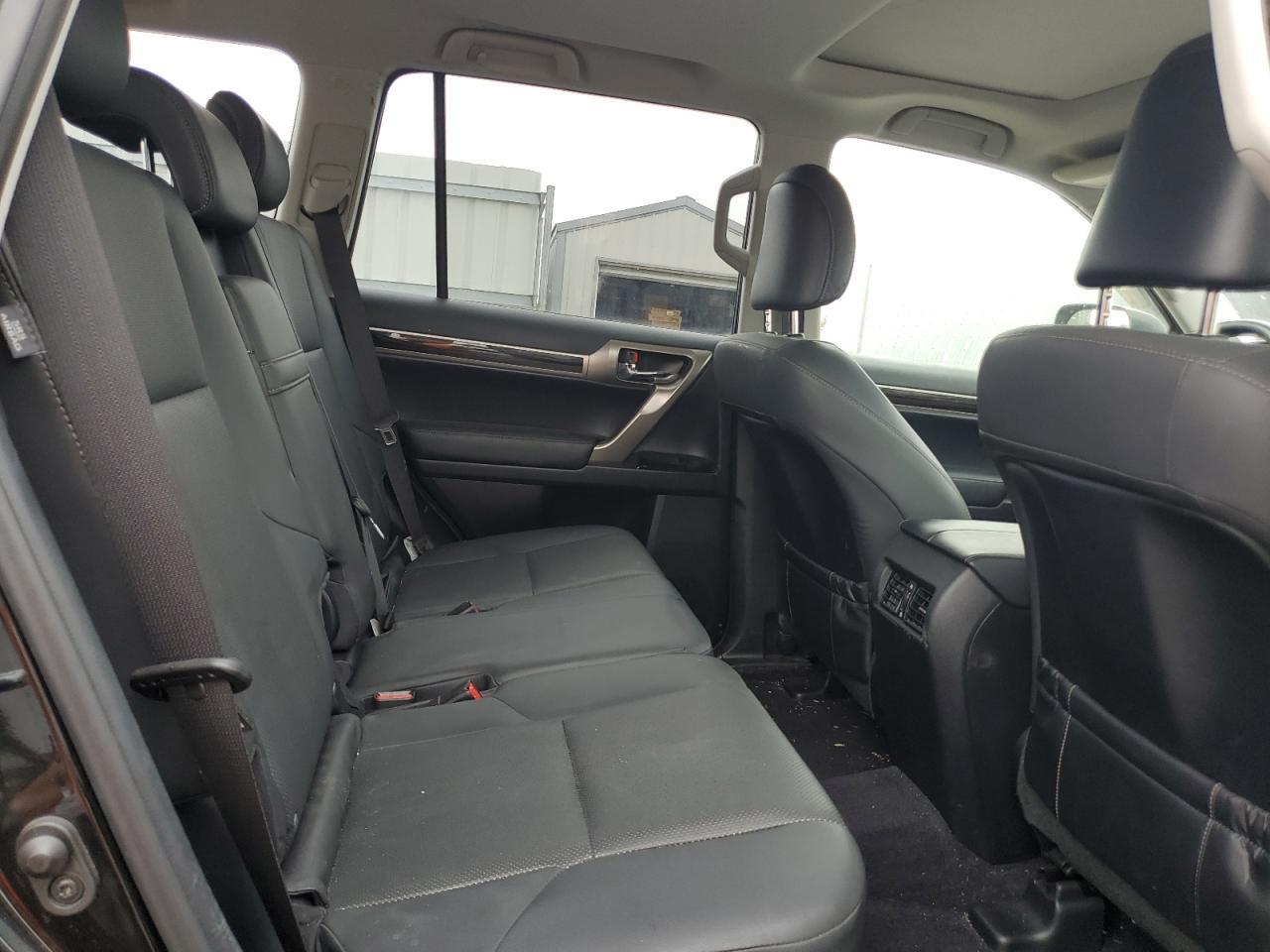 2017 LEXUS Gx