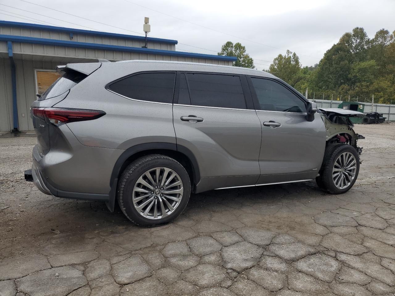 2025 TOYOTA HIGHLANDER