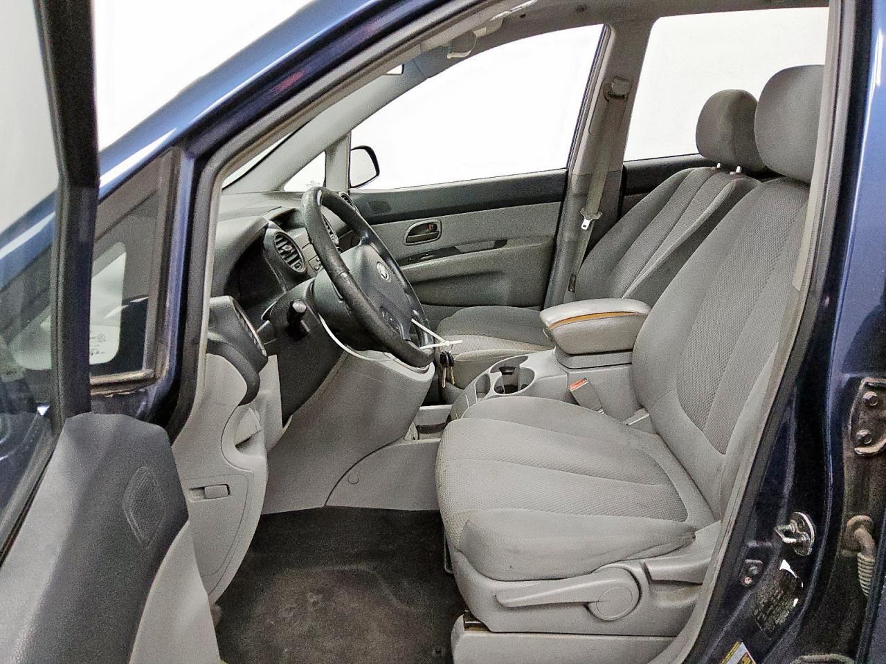 2007 KIA RONDO