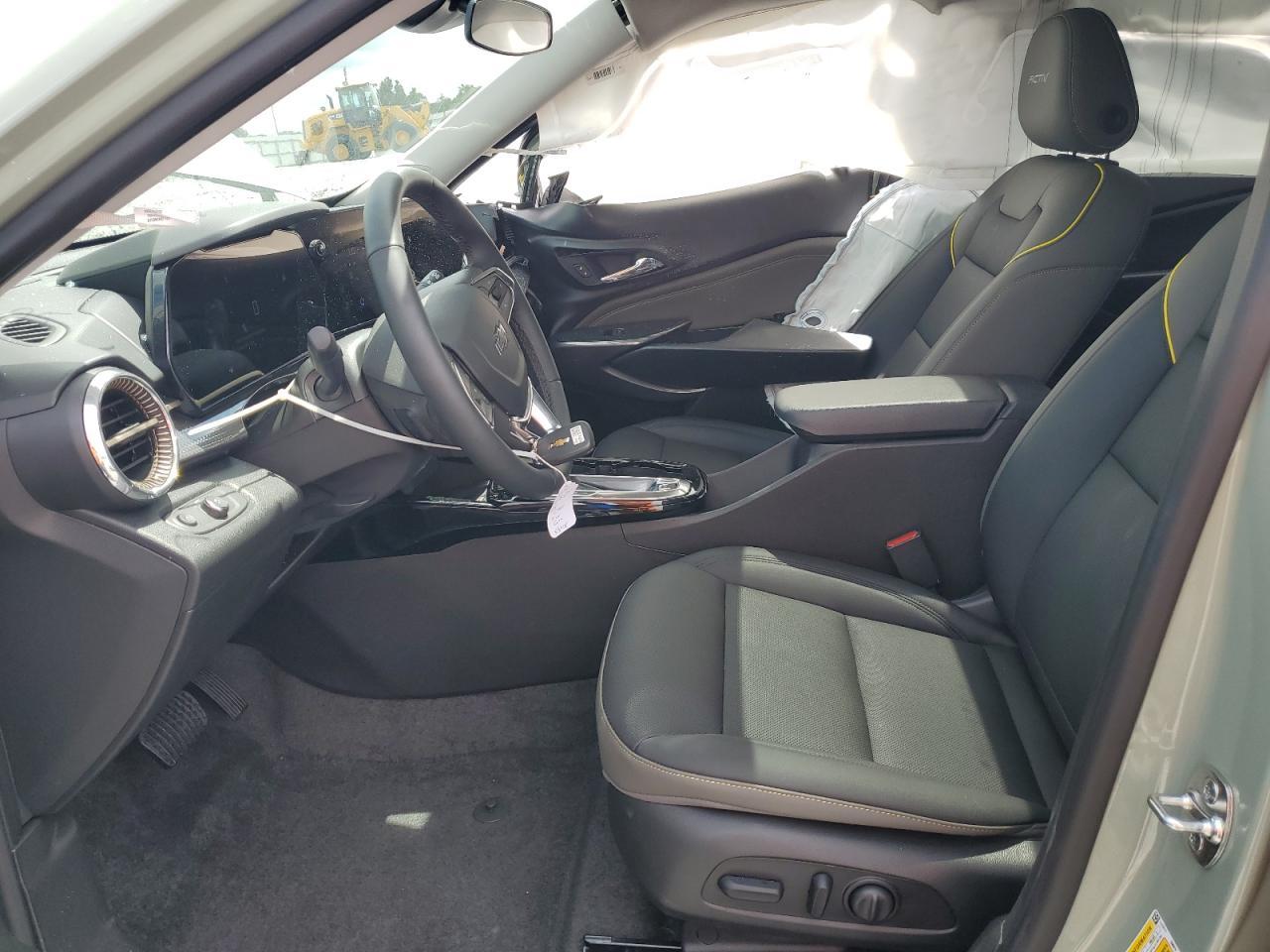 2025 CHEVROLET TRAX