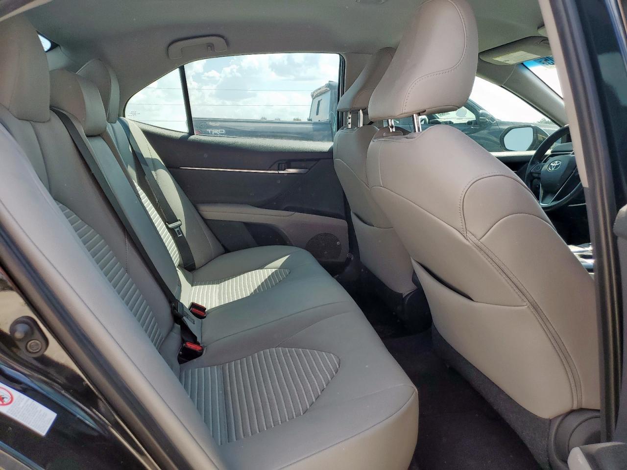 2019 TOYOTA CAMRY
